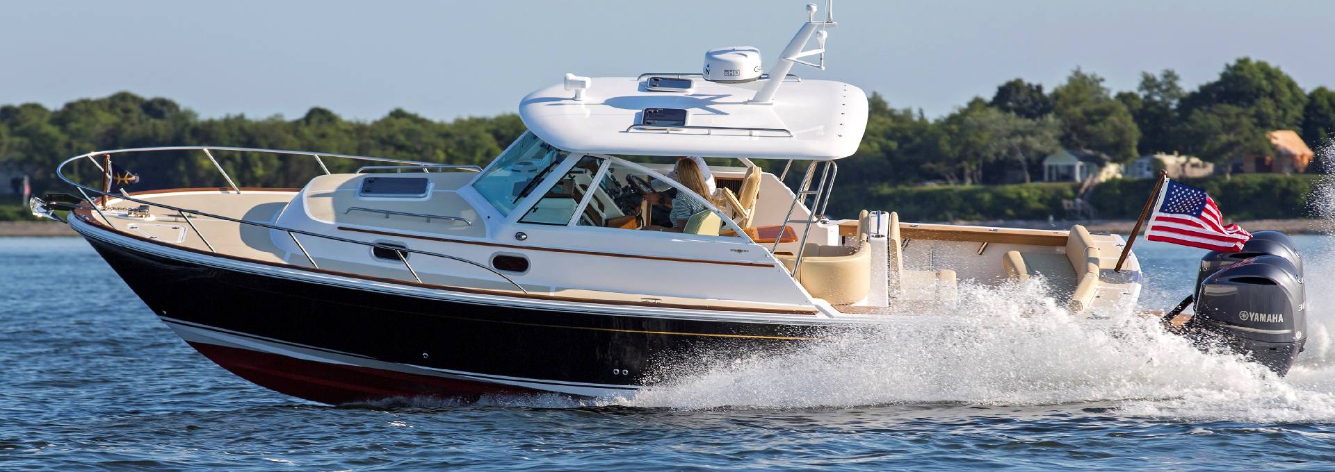 Hinckley introduces OutboardCare & Standardizes Hunt Yachts Coastal Series on Outboard Power