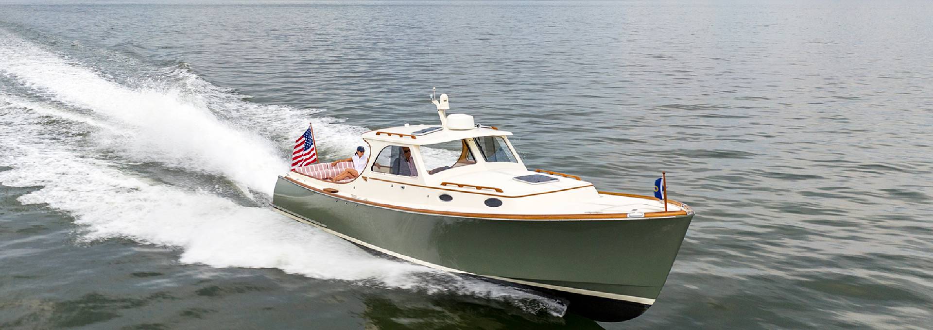 A Fresh Take on the Originals: Enthusiastic Owners Breath New Life into Picnic Boat Classic and Picnic Boat EP Models