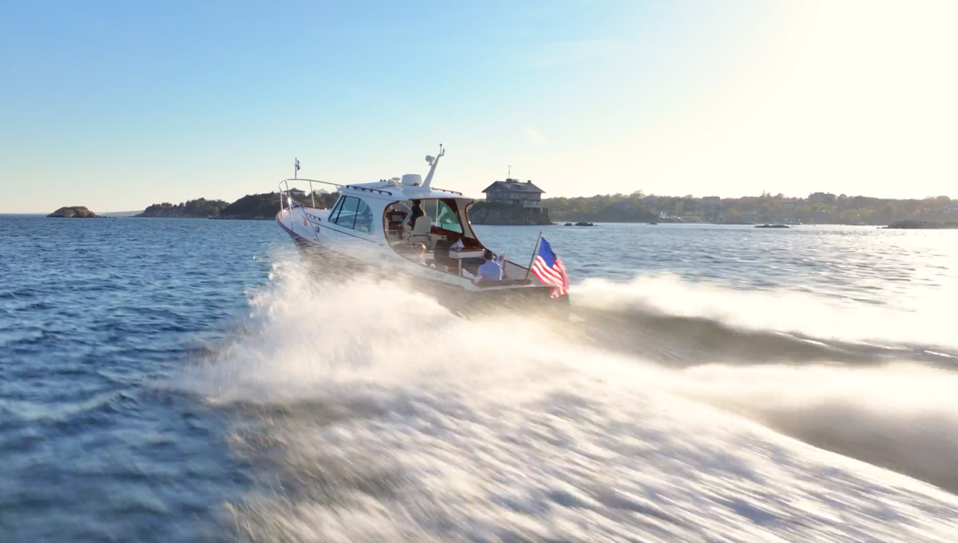 Picnic Boat 37 Thumb Image